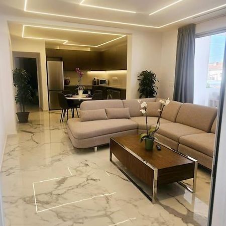 Deluxe Apartment Pafos Zewnętrze zdjęcie