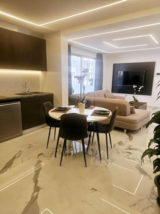 Deluxe Apartment Pafos Zewnętrze zdjęcie